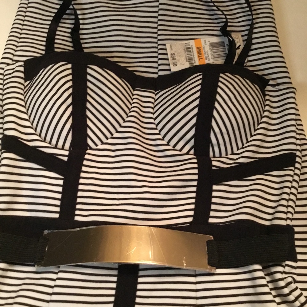 NWT- Material girl juniors bodycon dress (C03 🌺 - Picture 4 of 8
